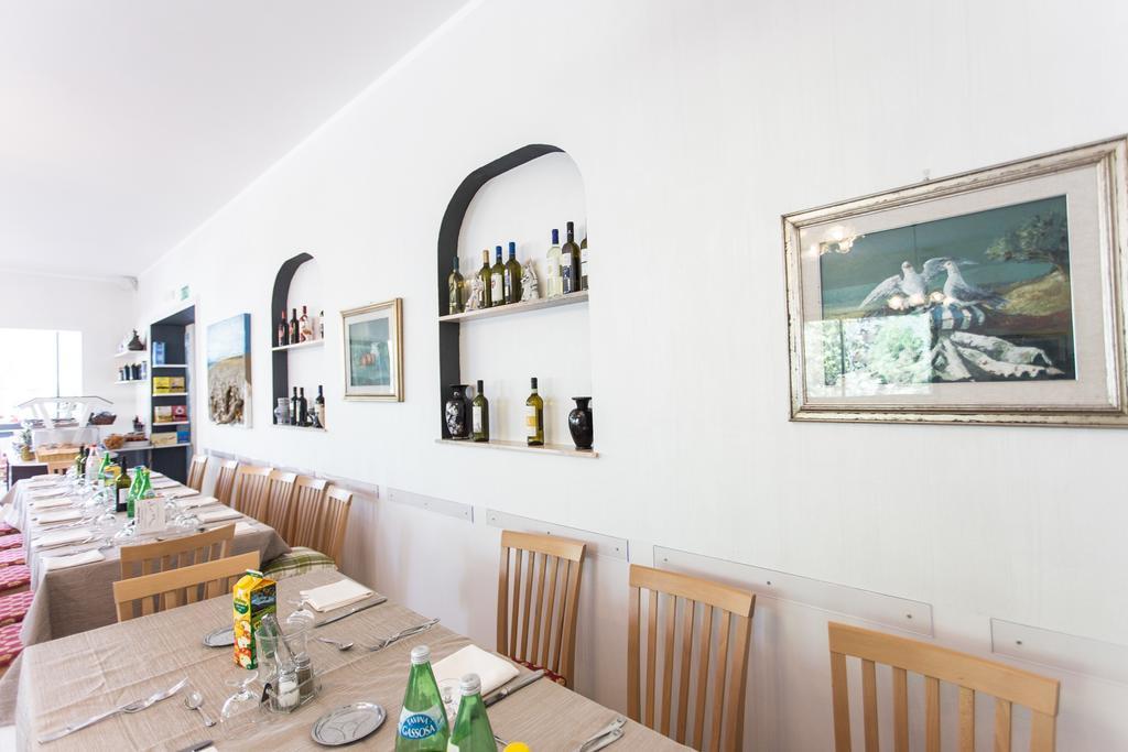 Hotel Giamaika Cesenatico Kültér fotó