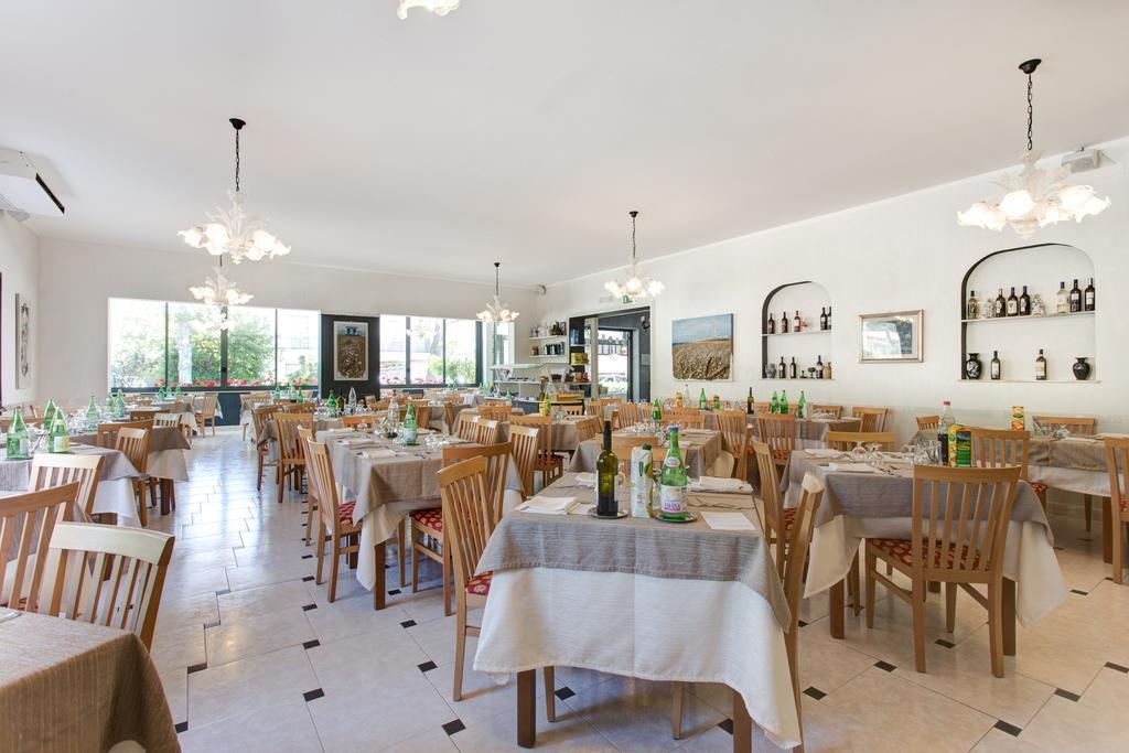 Hotel Giamaika Cesenatico Kültér fotó